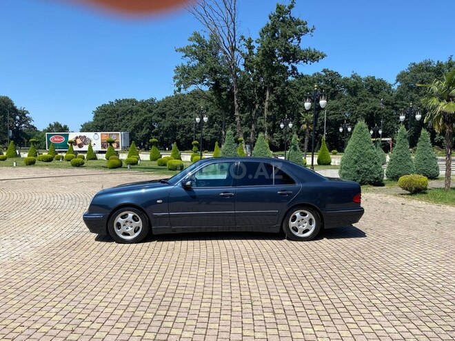 Mercedes E 240 2000, 265,000 km - 2.6 л - Masallı