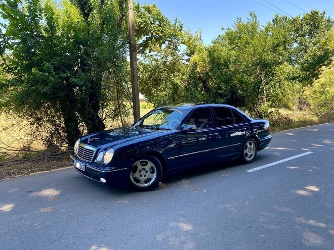 Mercedes E 240 2000, 265,000 km - 2.6 л - Masallı