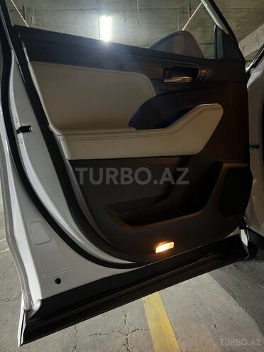 Toyota Highlander 2022, 24,469 km - 2.5 l - Bakı