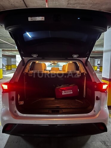 Toyota Highlander 2022, 24,469 km - 2.5 l - Bakı