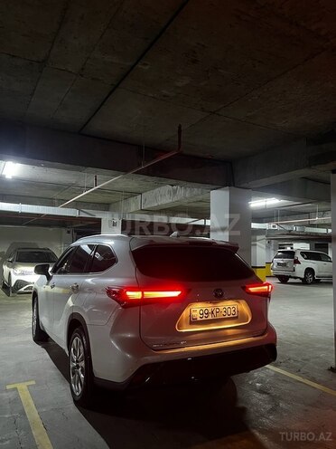 Toyota Highlander 2022, 24,469 km - 2.5 l - Bakı