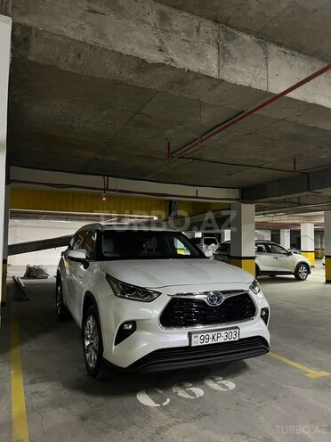 Toyota Highlander 2022, 24,469 km - 2.5 l - Bakı