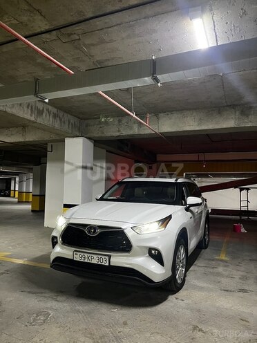 Toyota Highlander 2022, 24,469 km - 2.5 l - Bakı