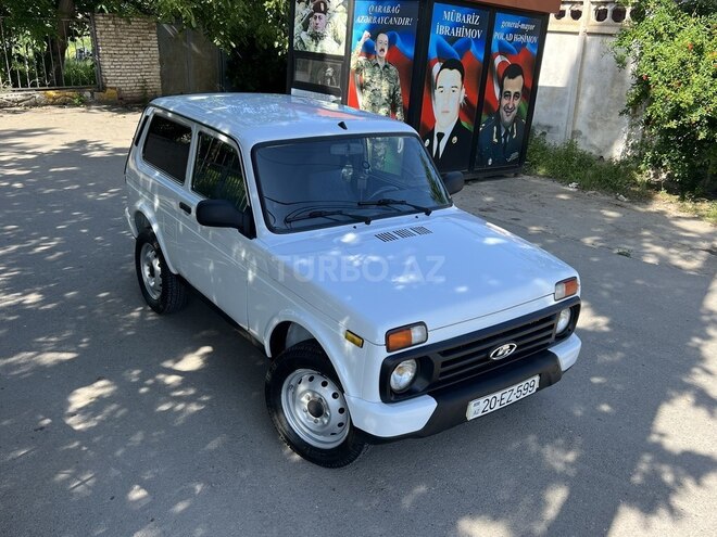 LADA (VAZ) Niva