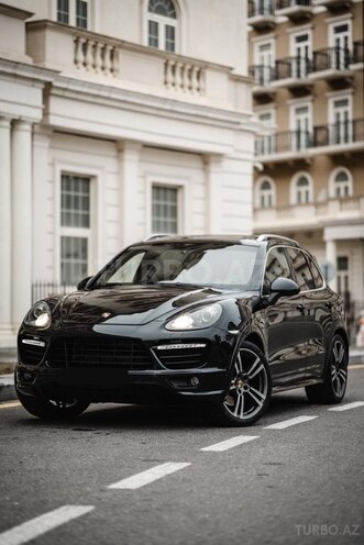 Porsche Cayenne GTS