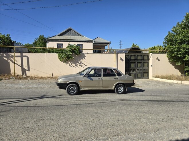 LADA (VAZ) 21099