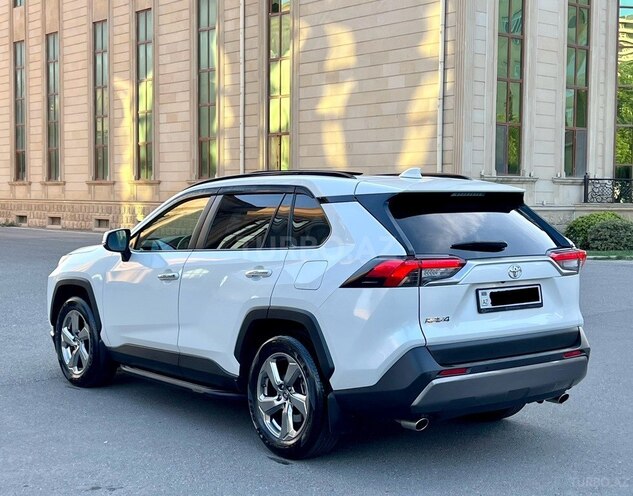Toyota RAV4 2019, 115,000 km - 2.0 l - Bakı