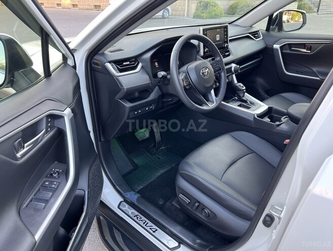 Toyota RAV4 2019, 115,000 km - 2.0 l - Bakı