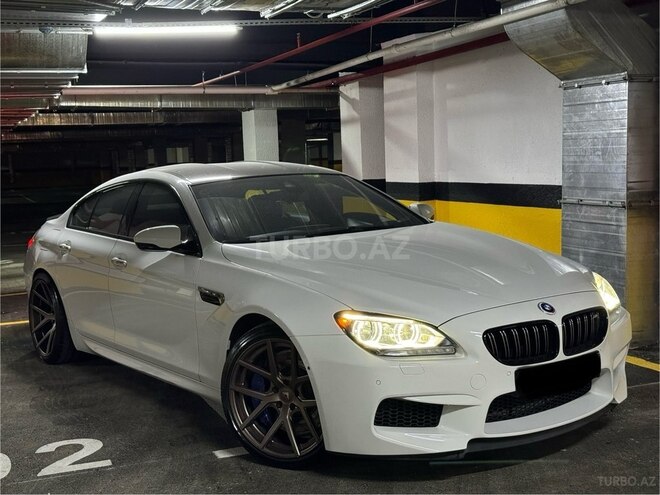 BMW M6 2014, 110,000 km - 4.4 l - Bakı