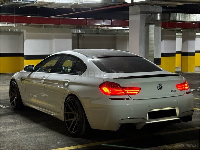 BMW M6 2014, 110,000 km - 4.4 l - Bakı