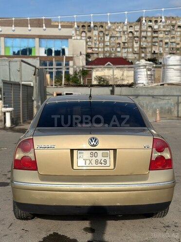 Volkswagen Passat 2001, 269,000 km - 2.8 l - Bakı