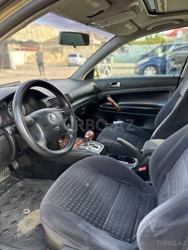 Volkswagen Passat 2001, 269,000 km - 2.8 l - Bakı