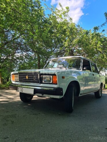 LADA (VAZ) 2107