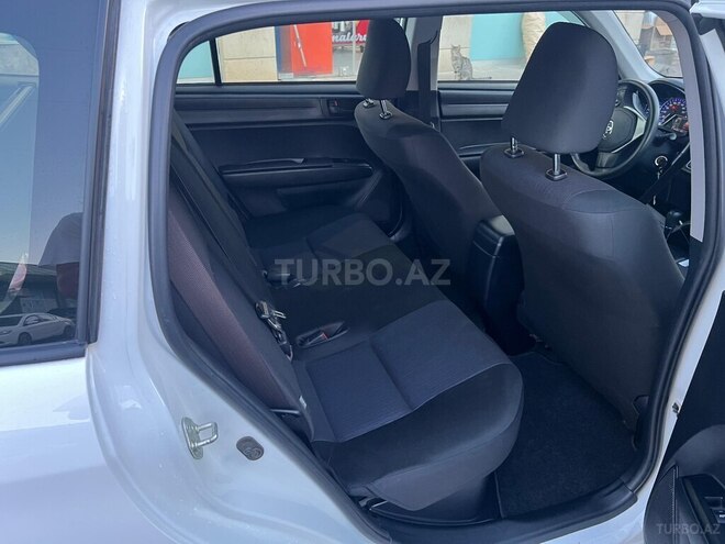 Toyota Corolla Fielder 2018, 90,000 km - 1.5 l - Bakı
