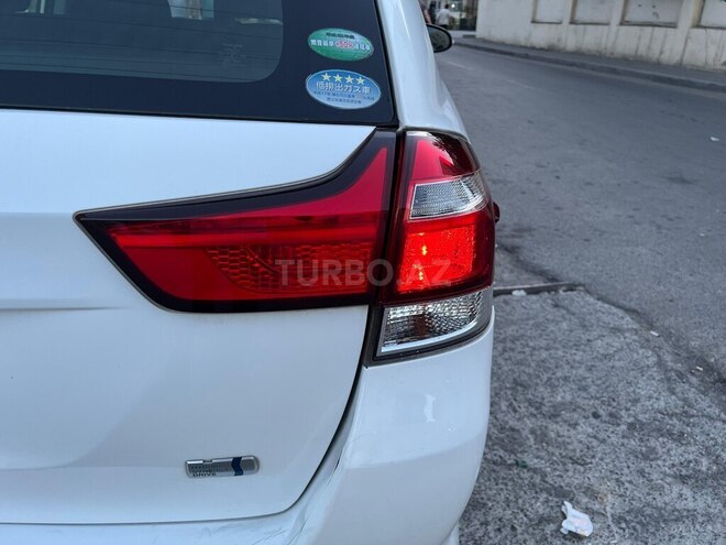 Toyota Corolla Fielder 2018, 90,000 km - 1.5 l - Bakı