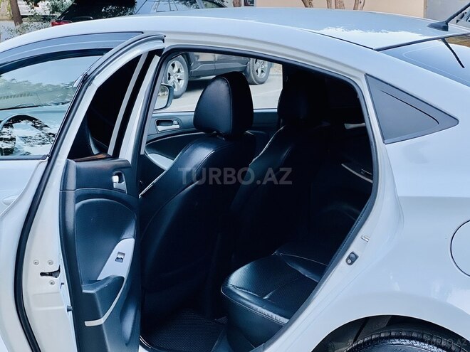 Hyundai Accent 2012, 241,000 km - 1.6 l - Bakı