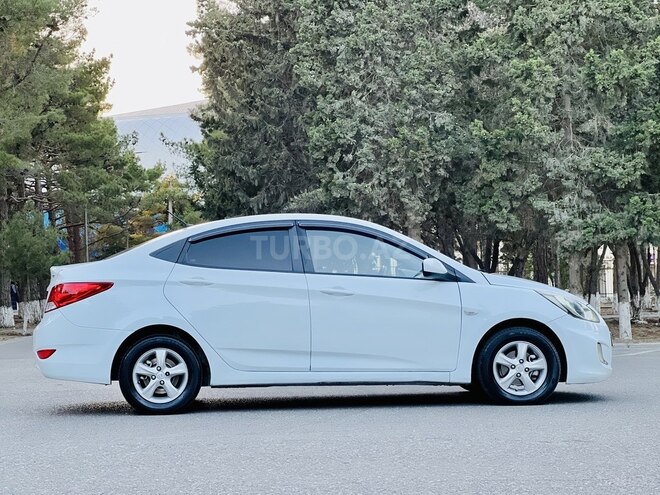 Hyundai Accent 2012, 241,000 km - 1.6 l - Bakı