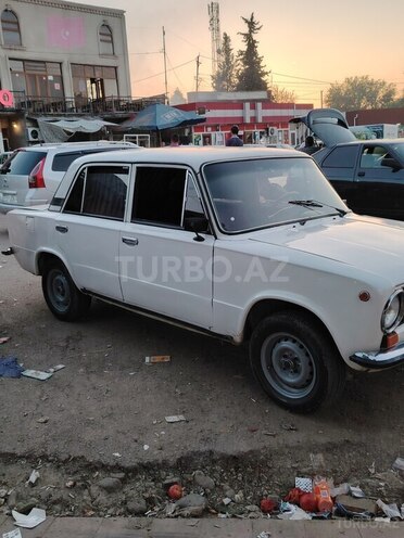 LADA (VAZ) 21011