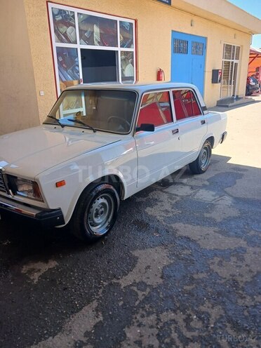 LADA (VAZ) 2107