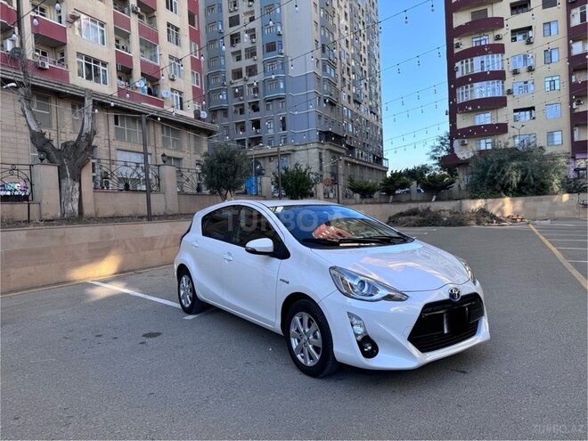 Toyota Prius C