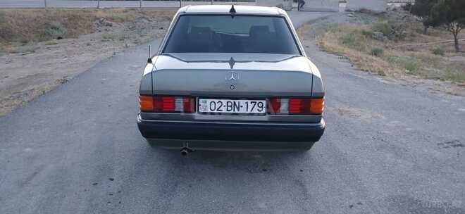 Mercedes 190 1990, 211,000 km - 2.0 l - Bakı