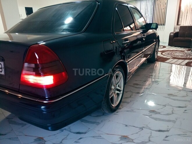 Mercedes C 200 1998, 246,768 km - 2.0 л - Qax