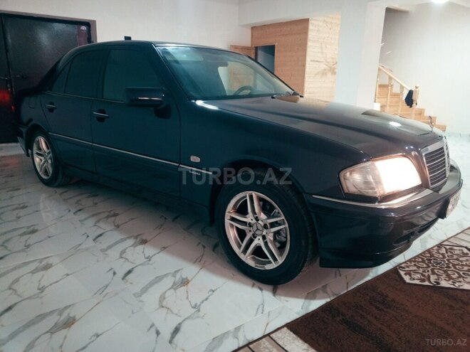 Mercedes C 200 1998, 246,768 km - 2.0 л - Qax