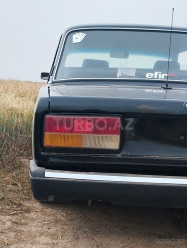 LADA (VAZ) 2107