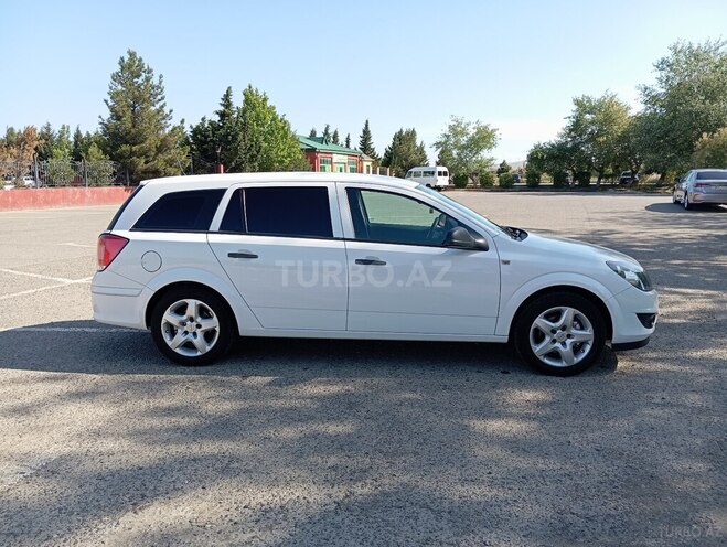 Opel Astra 2010, 225,000 km - 1.9 l - Şirvan