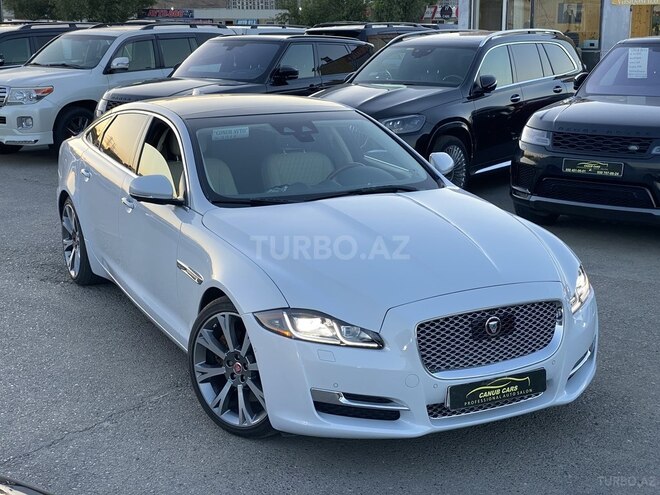 Jaguar XJ L