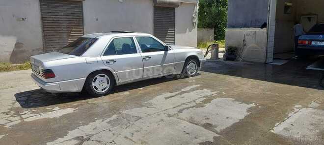 Mercedes E 250 1994, 876,332 km - 2.5 л - Şirvan