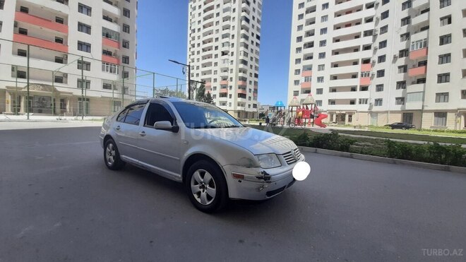 Volkswagen Jetta 2003, 235,852 km - 1.8 л - Bakı