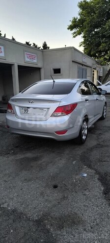 Hyundai Accent 2011, 299,000 km - 1.4 l - Bakı