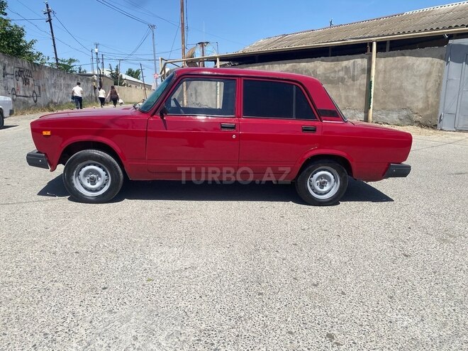 LADA (VAZ) 2107