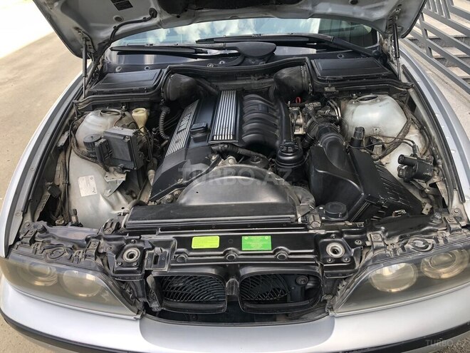 BMW 523 1997, 300,000 km - 2.5 l - Bakı
