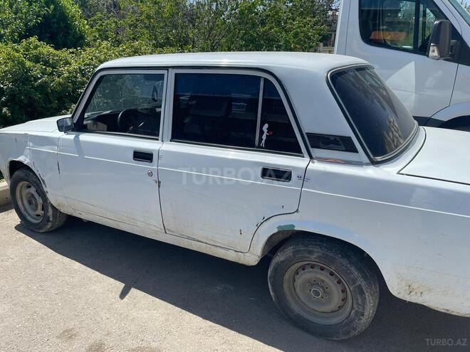 LADA (VAZ) 2107