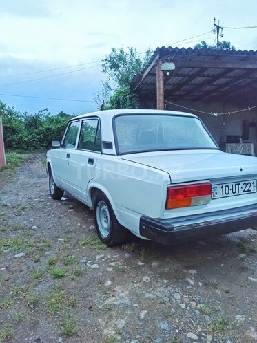 LADA (VAZ) 2107