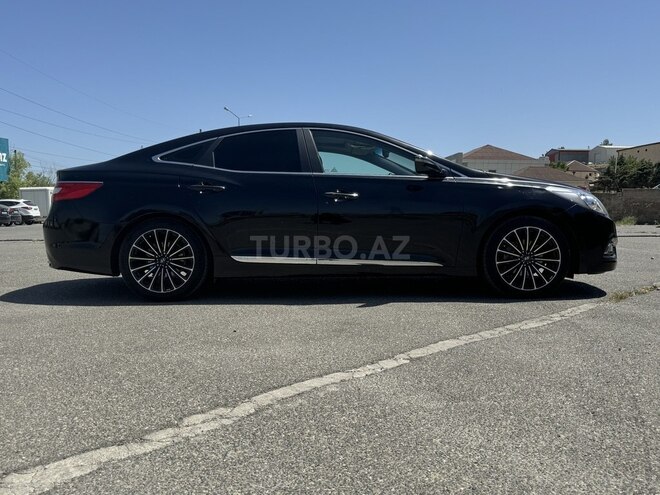 Hyundai Azera