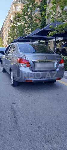 Mitsubishi Attrage 2016, 196,794 km - 1.2 л - Bakı