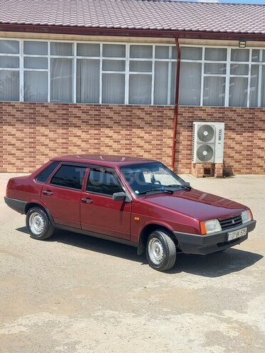 LADA (VAZ) 21099