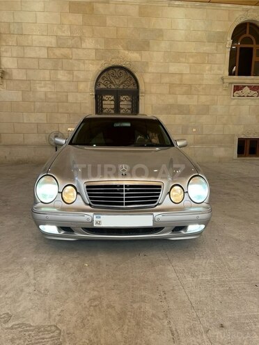 Mercedes E 240 2000, 305,000 km - 2.4 l - Şəmkir