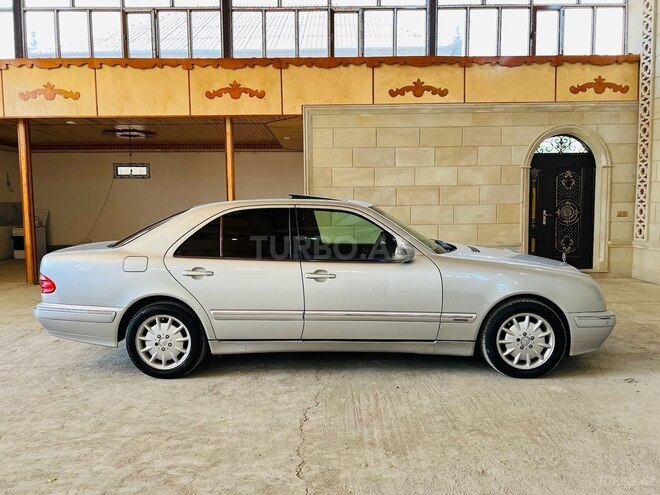 Mercedes E 240 2000, 305,000 km - 2.4 l - Şəmkir