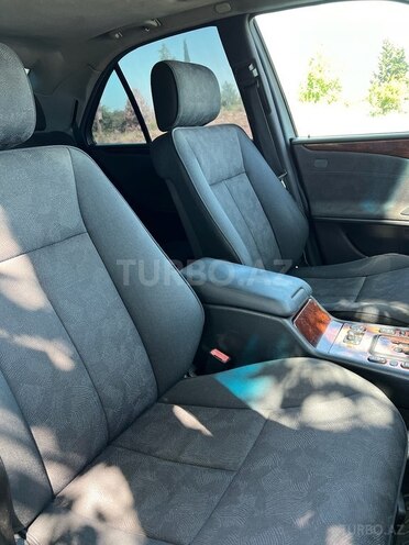 Mercedes E 240 2000, 305,000 km - 2.4 l - Şəmkir