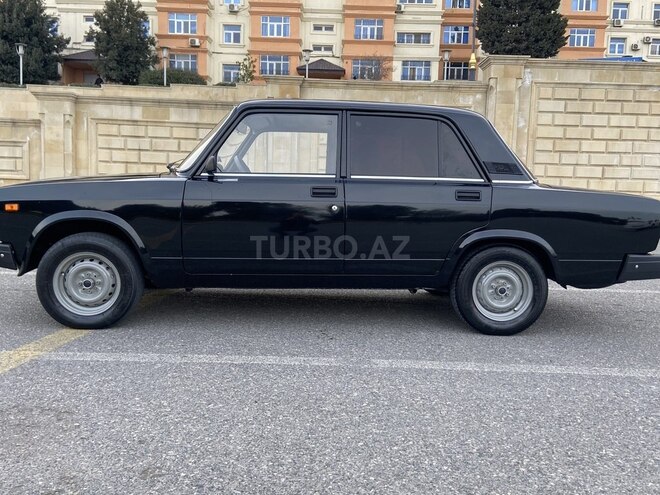 LADA (VAZ) 2107