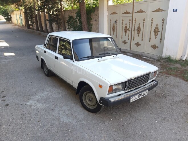 LADA (VAZ) 2107