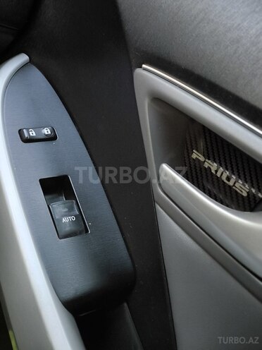 Toyota Prius 2013, 170,000 km - 1.8 л - Bakı