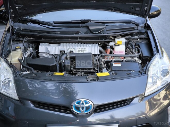 Toyota Prius 2013, 170,000 km - 1.8 л - Bakı