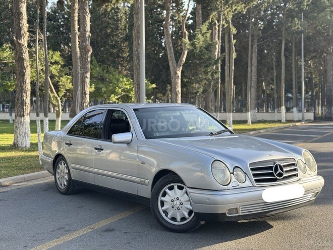 Mercedes E 280