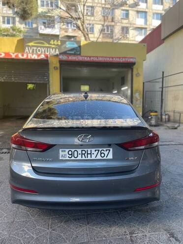 Hyundai Avante 2015, 197,185 km - 1.6 l - Bakı