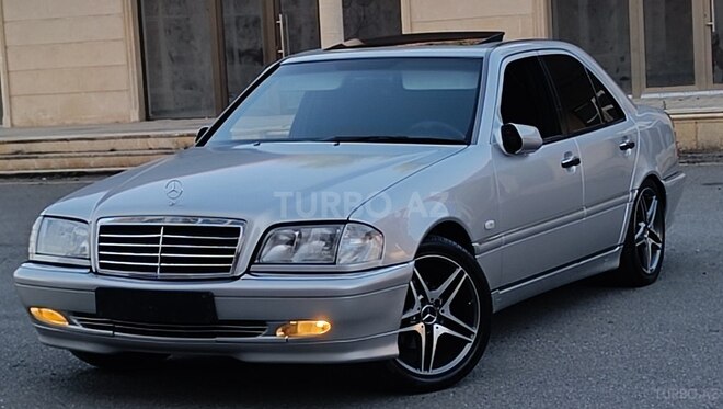 Mercedes C 180